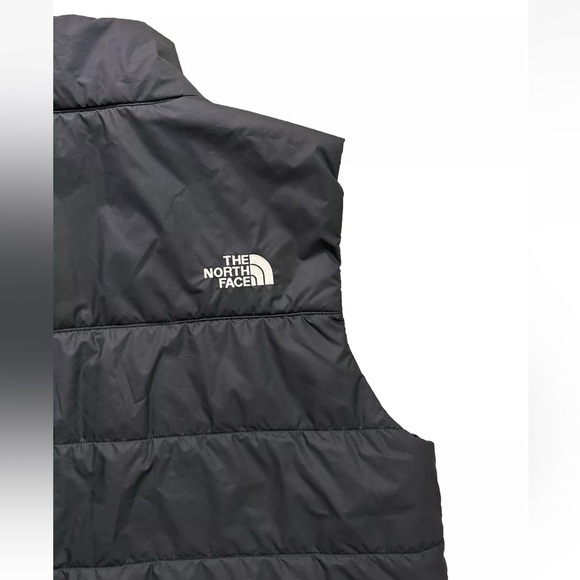 The North Face Men’s Black Insulated Puffer Vest Size Medium Zip Up Puffer Best - Picture 5 of 10